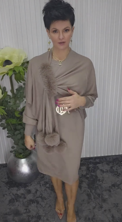 Danira | Damen Langarmkleid mit weichem dekorativem Schal