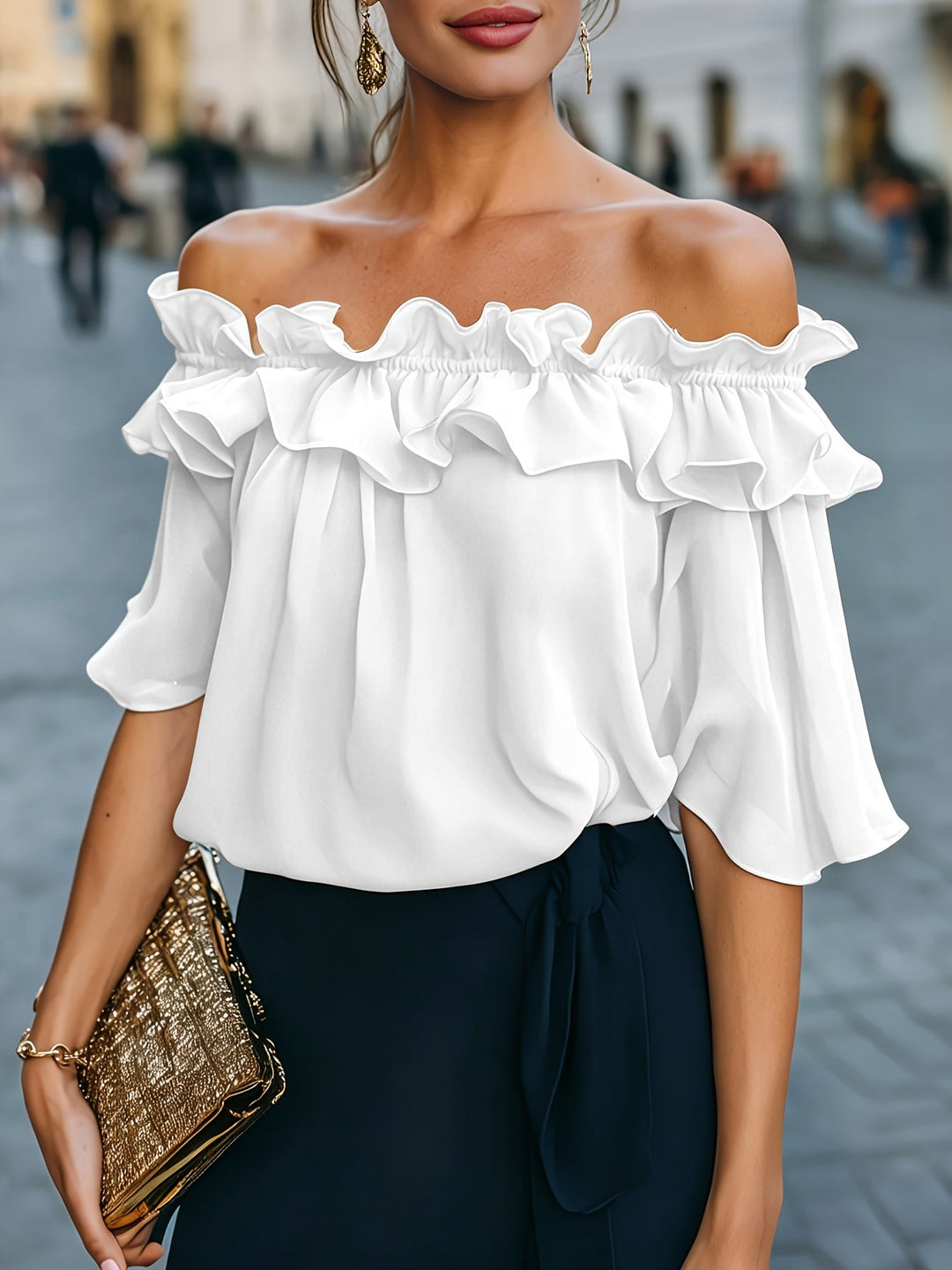 Bruvelle | Elegante Bluse mit schulterfreien Ärmeln und kurzen Ärmeln