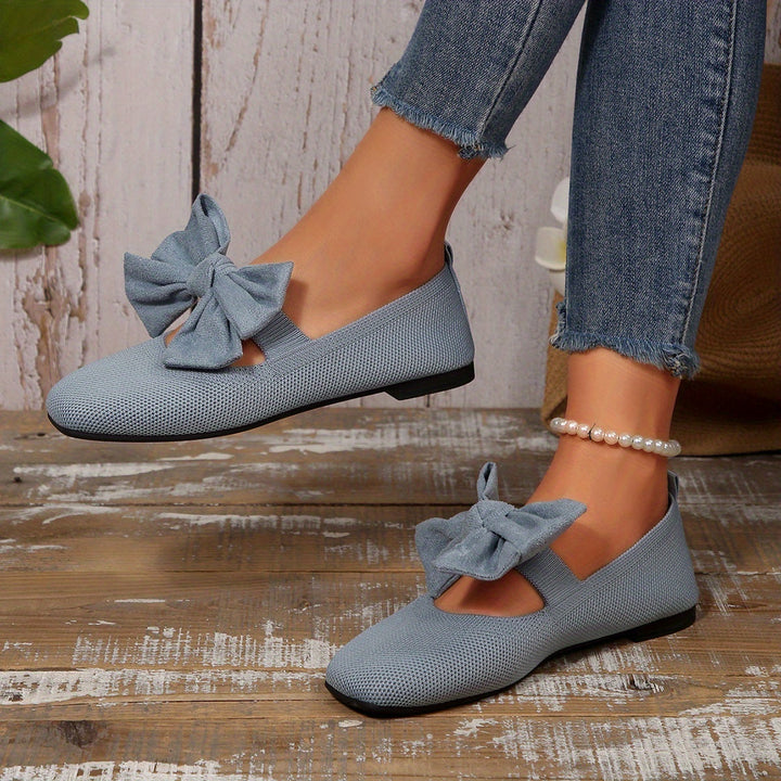 Neria | Atmungsaktive Flache Schuhe für Damen mit Dekorativem Schleifen