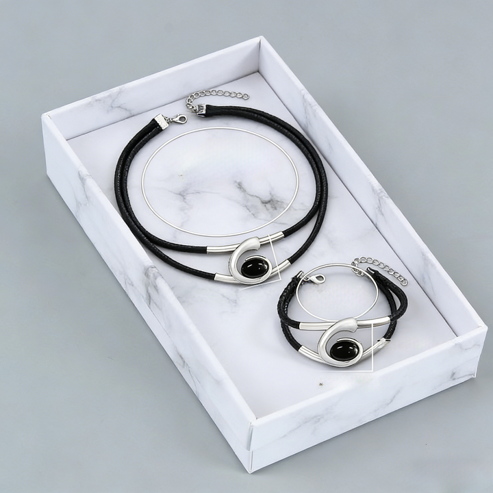 Suri  | Vintage Boho Stil Halskette und Armband Set