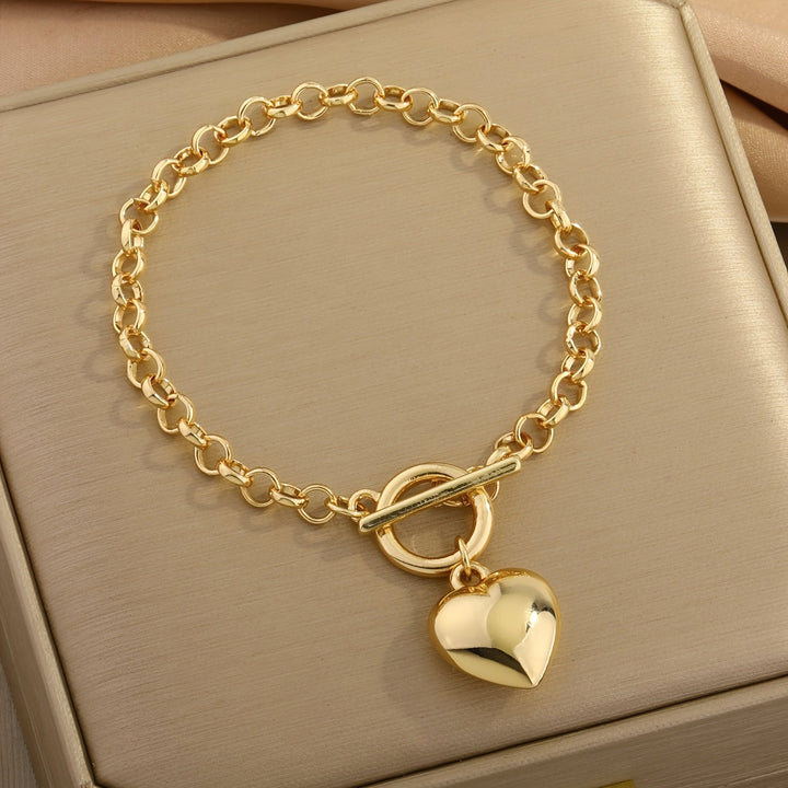 Gia | Elegantes Schmuckset mit glänzendem Herz und luxuriösem Finish