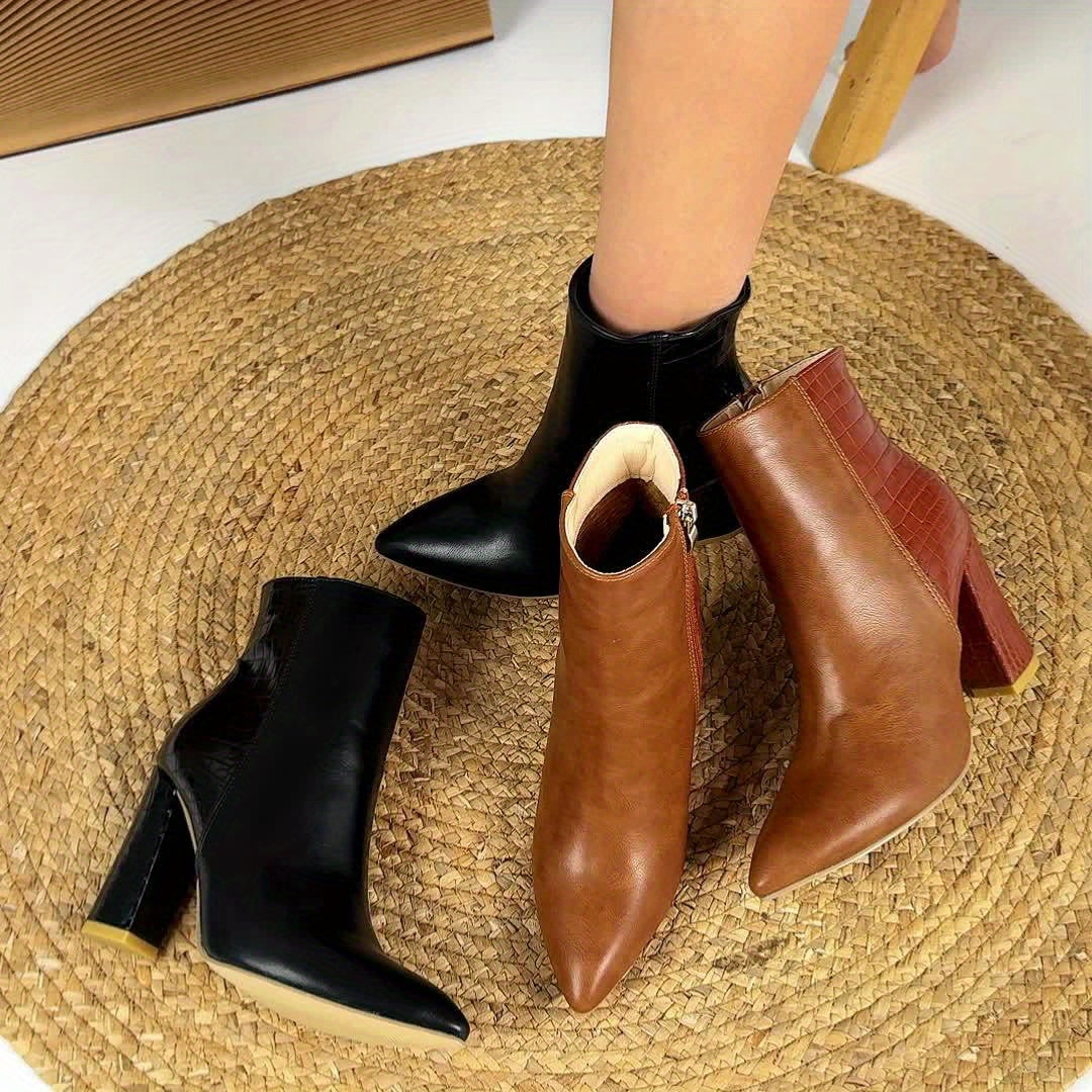Alexandra | Elegante Western-Stiefeletten mit breitem Absatz und spitzer Fußspitze