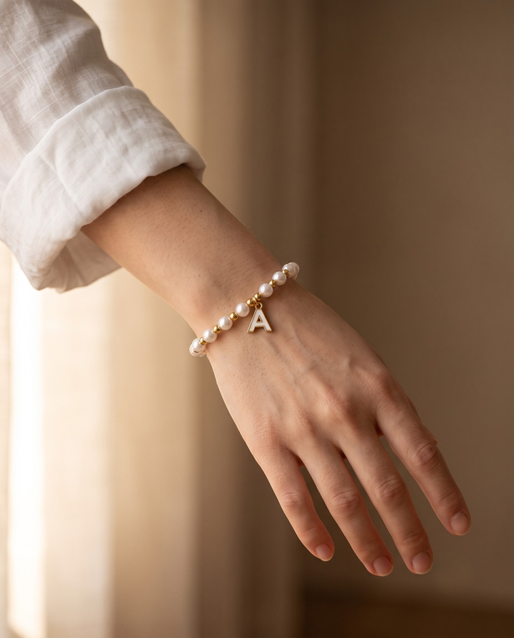 Suzanne | Perlenarmband mit Initiale