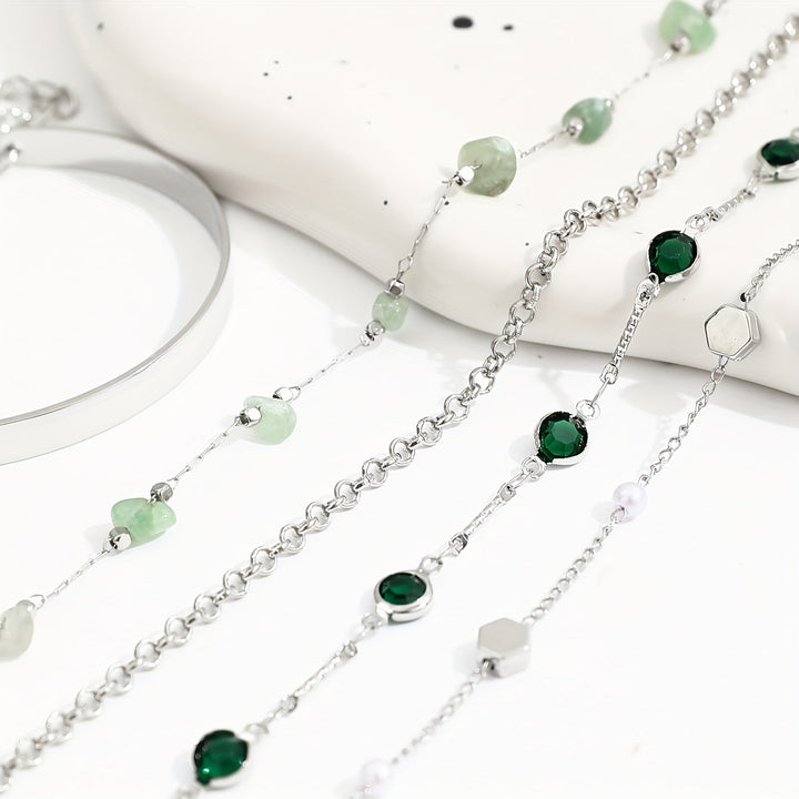 Aethique | Set aus 5 Bohemian-Armbändern mit grünen Steinen und Vintage-Details