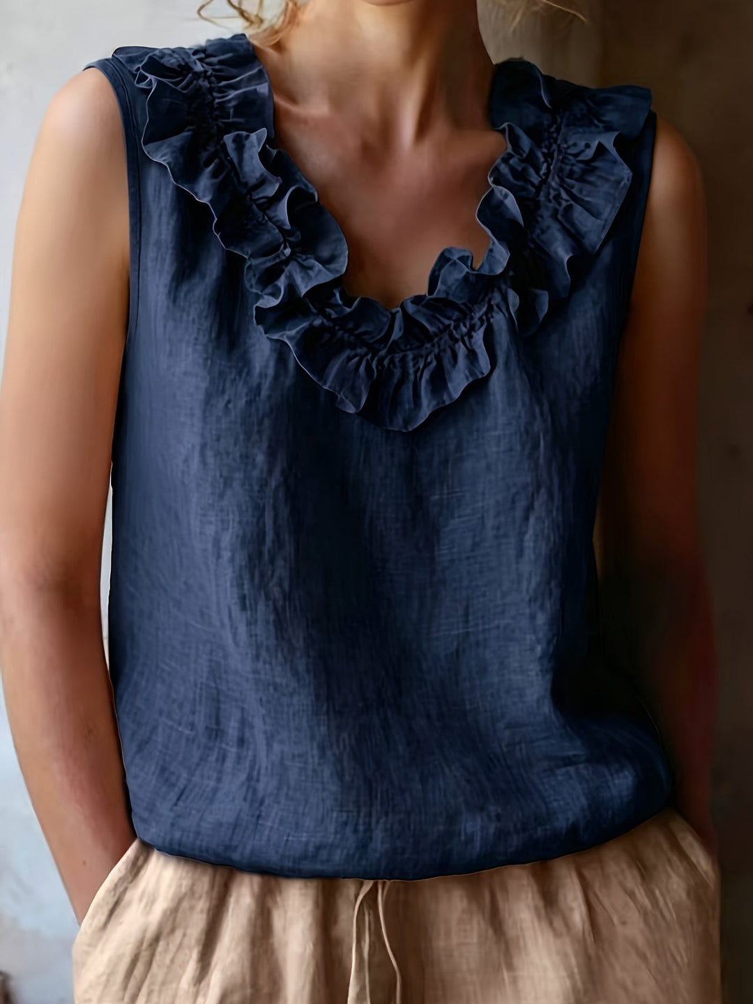 Katherine | Ärmellose Bluse mit Rüschen im lockeren Schnitt für Frühling/Sommer