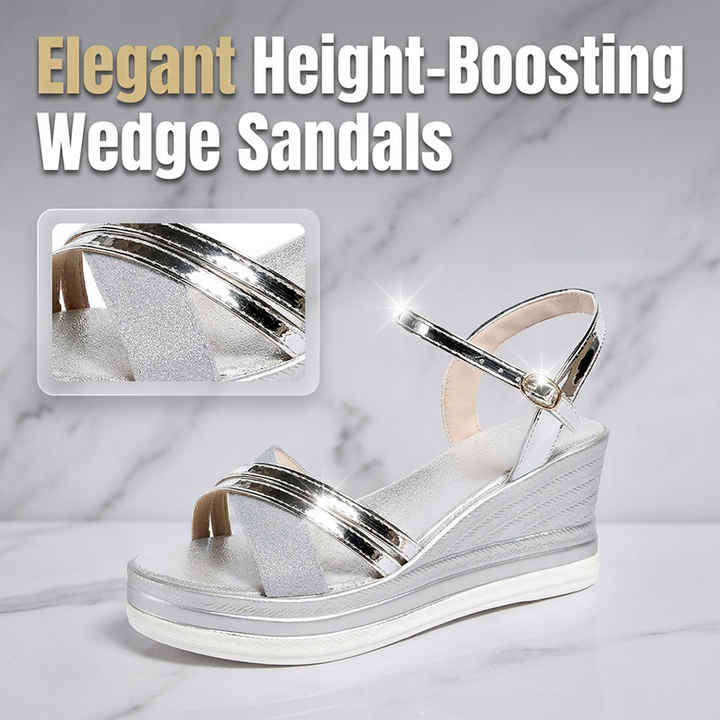 Nina Wedge-Sandalen mit Glanz und verstellbarem Riemen