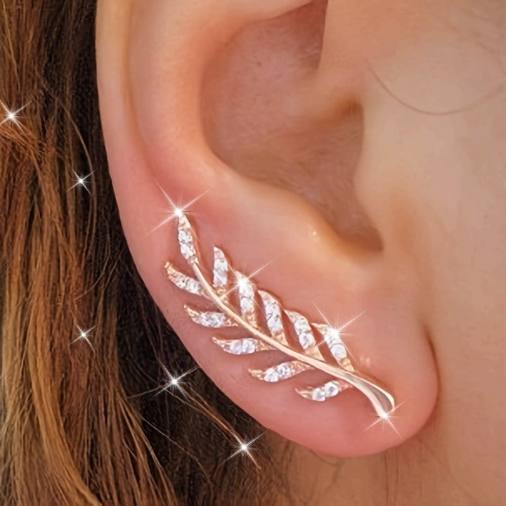 Hensleyra | Elegante Blatt-Ohrringe mit Hohldesign und goldener Oberfläche