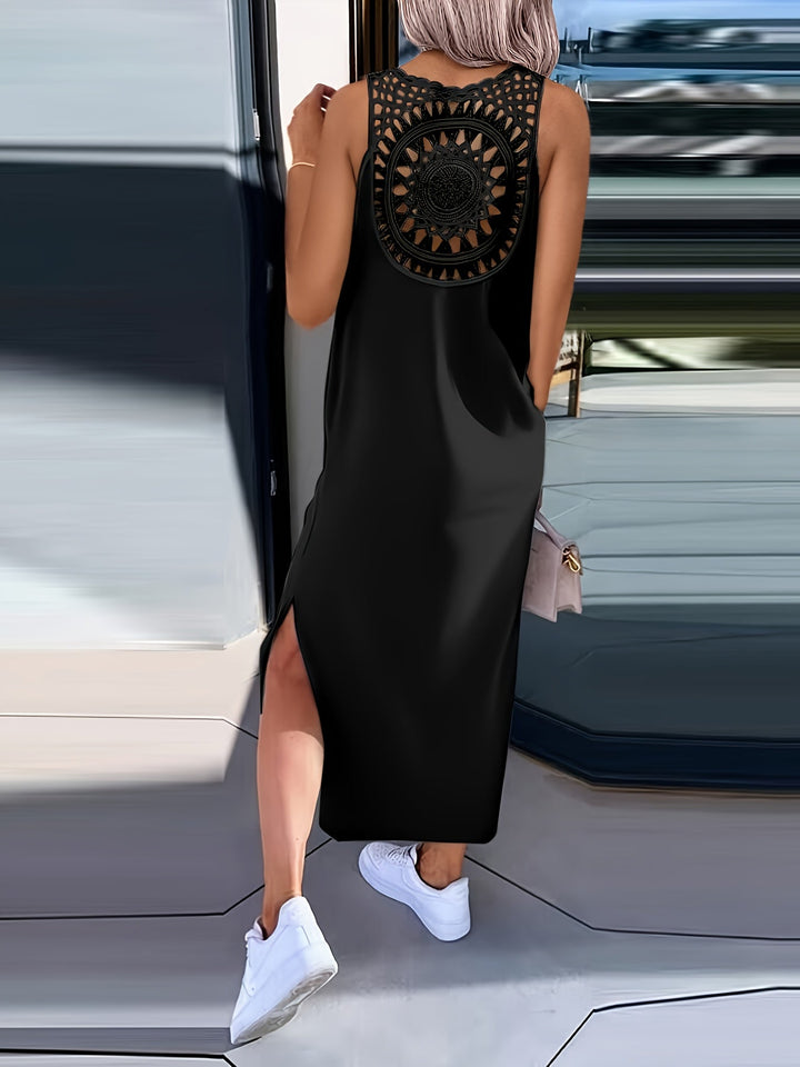 Umaira | Ärmelloses Kleid mit Spitze und freiem Rücken