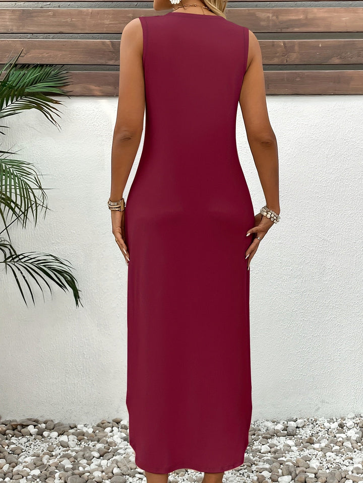 Martha | Sleeveless Midi Dress with Lotus Flower Print and Elegant Style