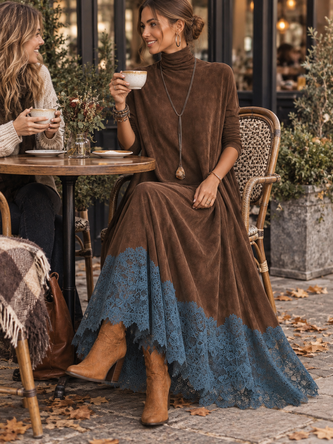 Lillian | Maxikleid mit Wildleder-Effekt und Spitze