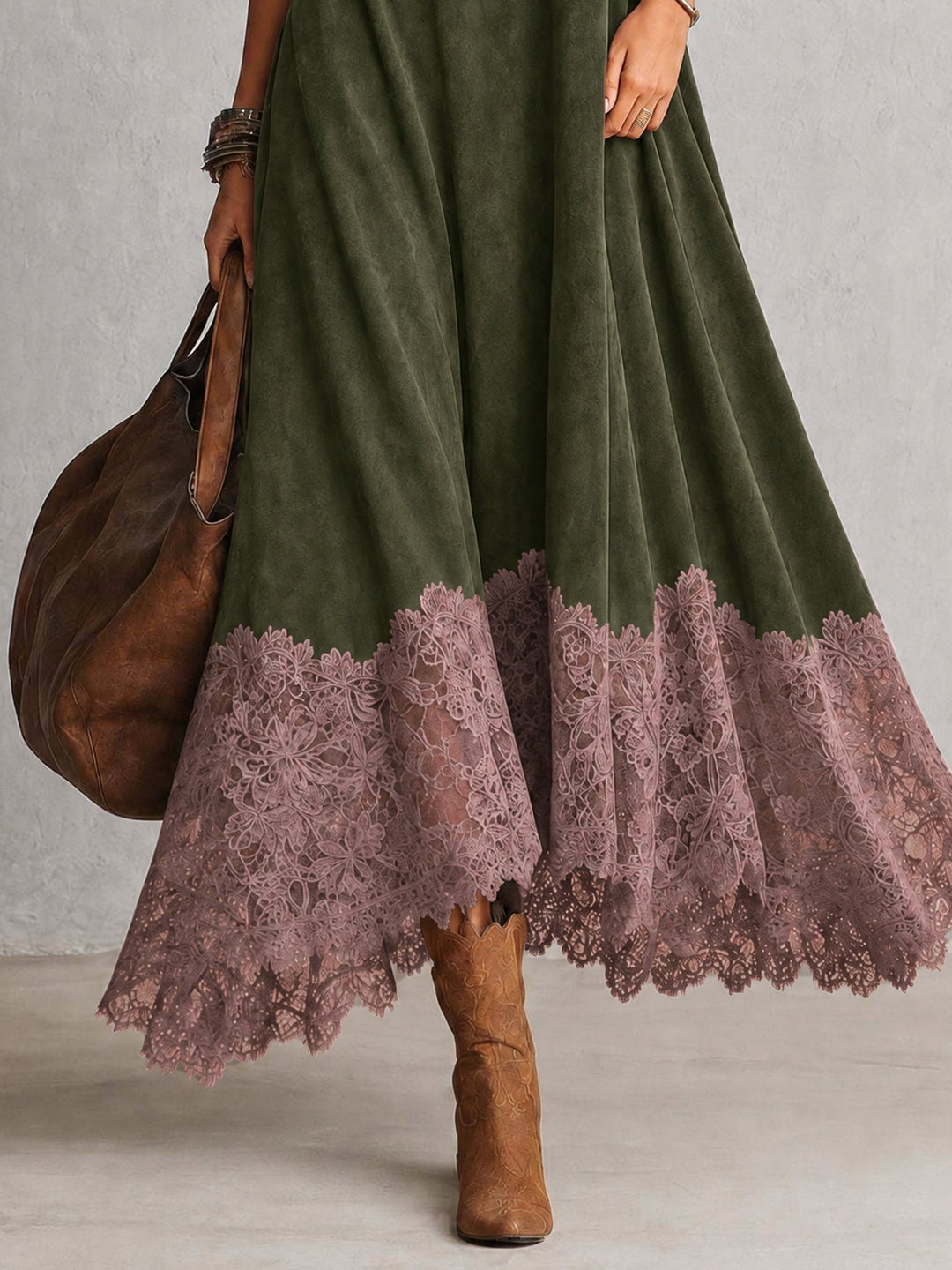 Lillian | Maxikleid mit Wildleder-Effekt und Spitze
