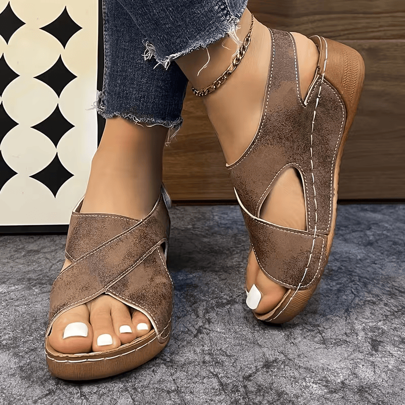 Mackenzie | Bequeme Wedge-Sandalen mit Klettverschluss
