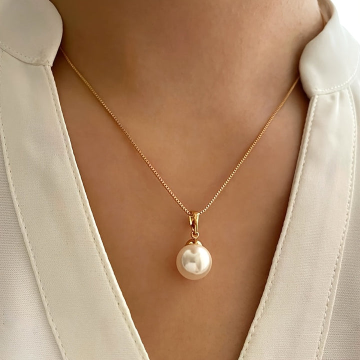 Isara | Schmuckset mit Eleganten Perlen und Sofistiziertem Finish