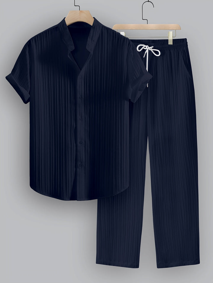 Kavaroq | Sommeroutfit für Herren mit Mao-Kragenhemd und Hose mit Kordelzug