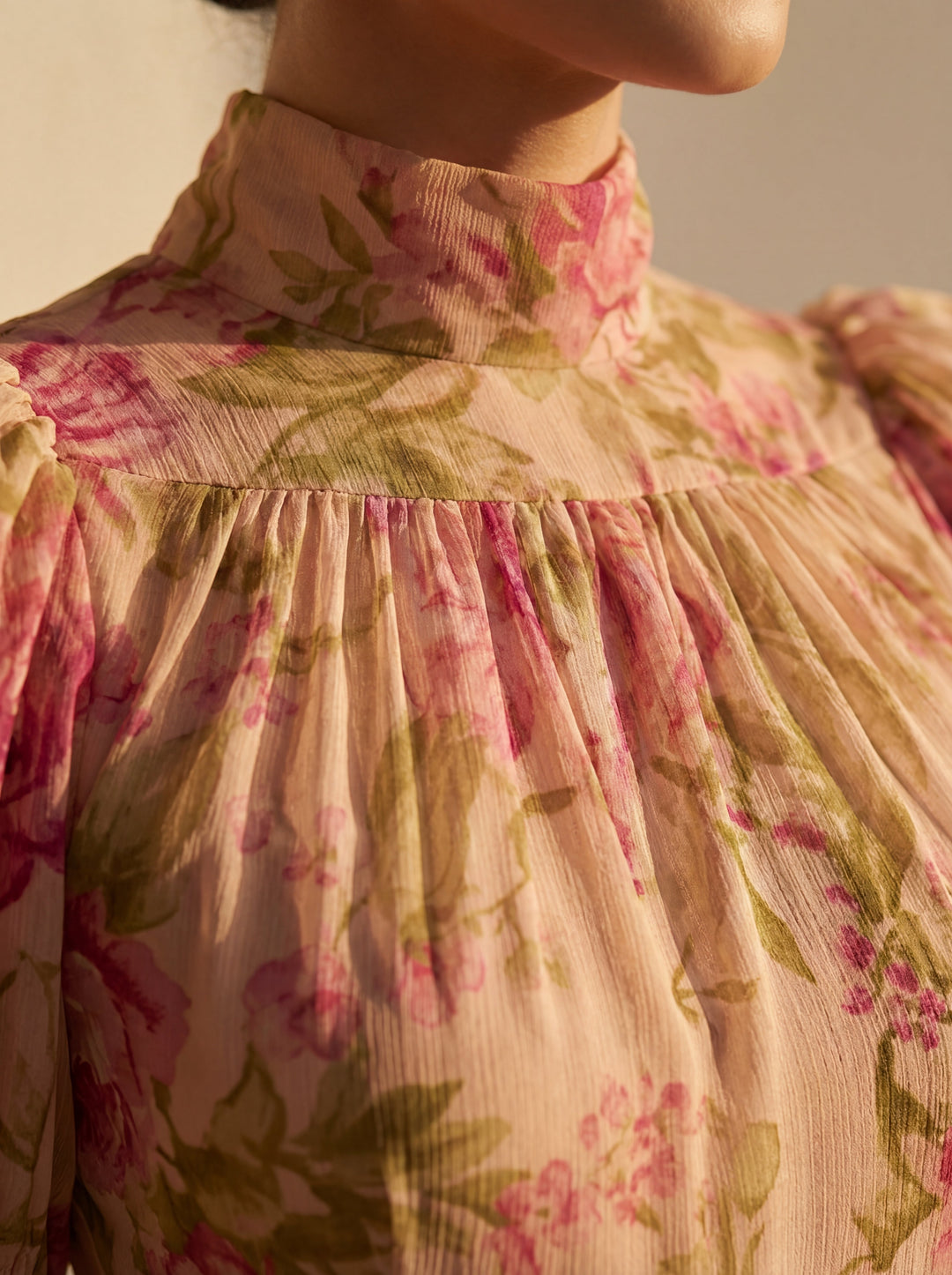 Brinelle | Elegantes Langkleid mit fließendem Fall