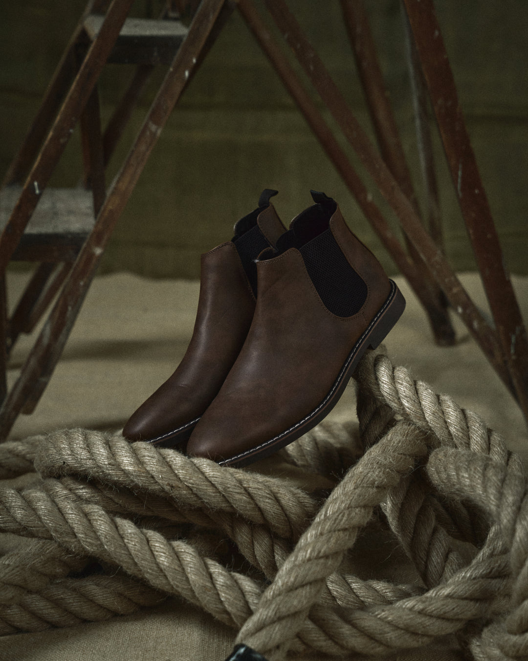 Iveron | Elegante Chelsea-Stiefel aus Leder für Herren