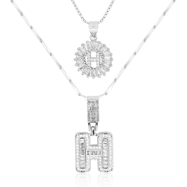 Primrose | Anfangsbuchstaben-Halsketten mit 14k Diamanten (2 Stück)