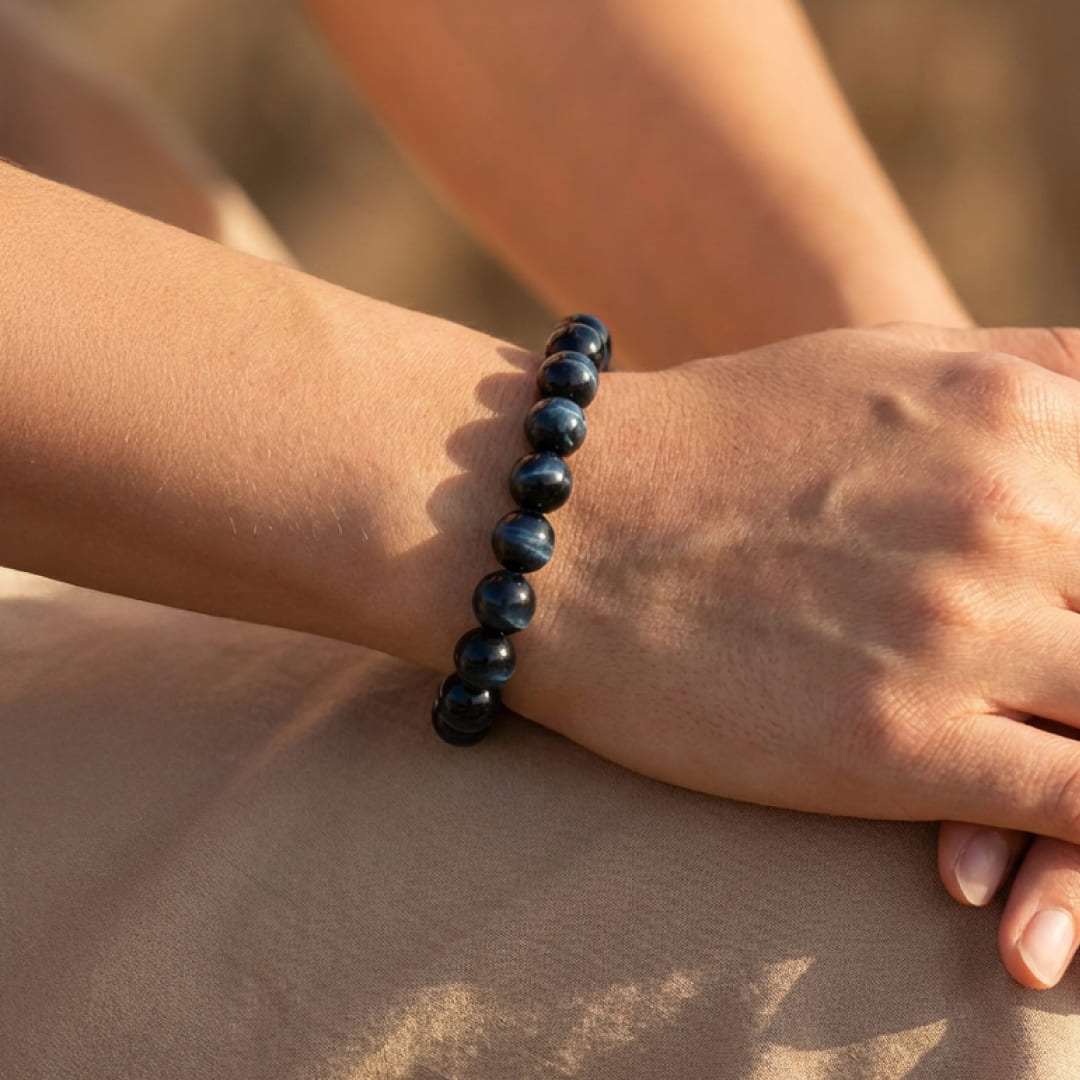 Delirae | Armband "Schutzengel" aus Falkenauge