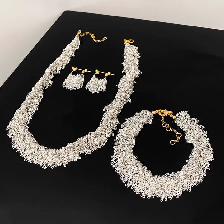 Ursa | Dynamisches Kaskaden-Quasten Schmuck-Set