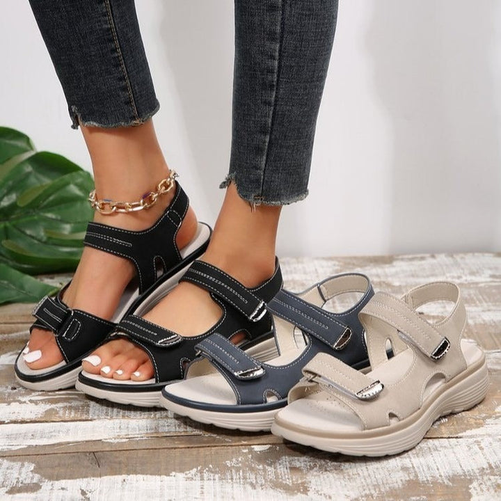 Cassandra | Bequeme Sandalen mit verstellbarem Klettverschluss