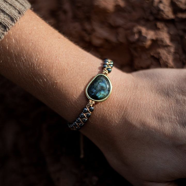 Dree | Armband mit himmlischem Auge aus Labradorit und energetischer Hämatit