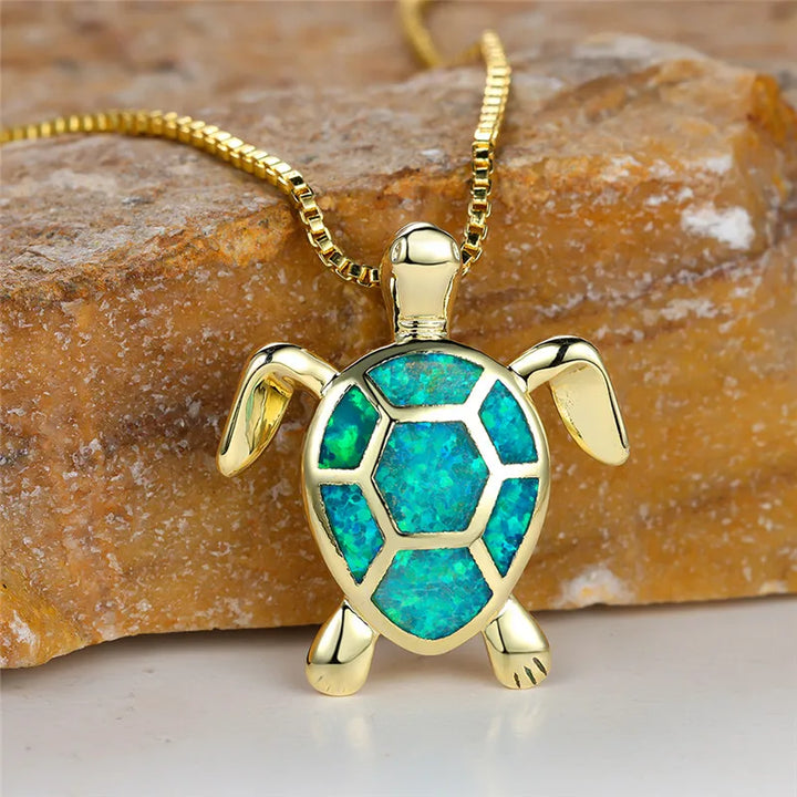 Ella | Halskette mit Schildkröten-Anhänger aus Opal