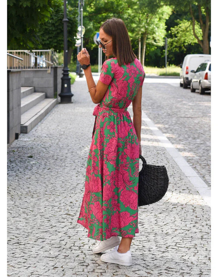 Delia | Elegantes Kleid mit V-Ausschnitt und figurformendem Schnitt