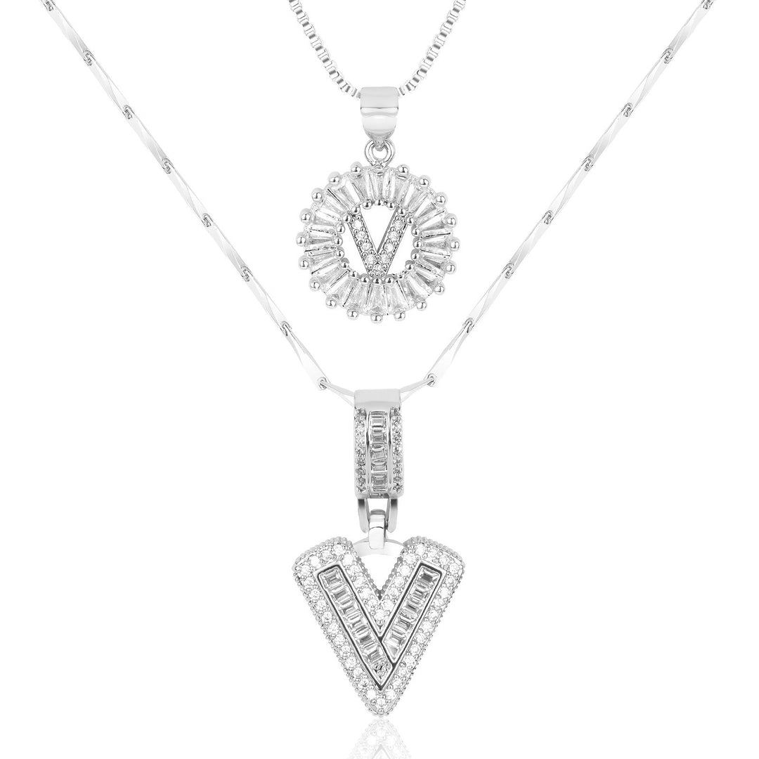 Primrose | Anfangsbuchstaben-Halsketten mit 14k Diamanten (2 Stück)