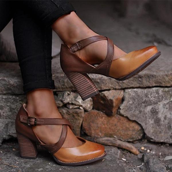 Lauren | Vintage-Quadratabsatzschuhe mit überkreuzten Riemen