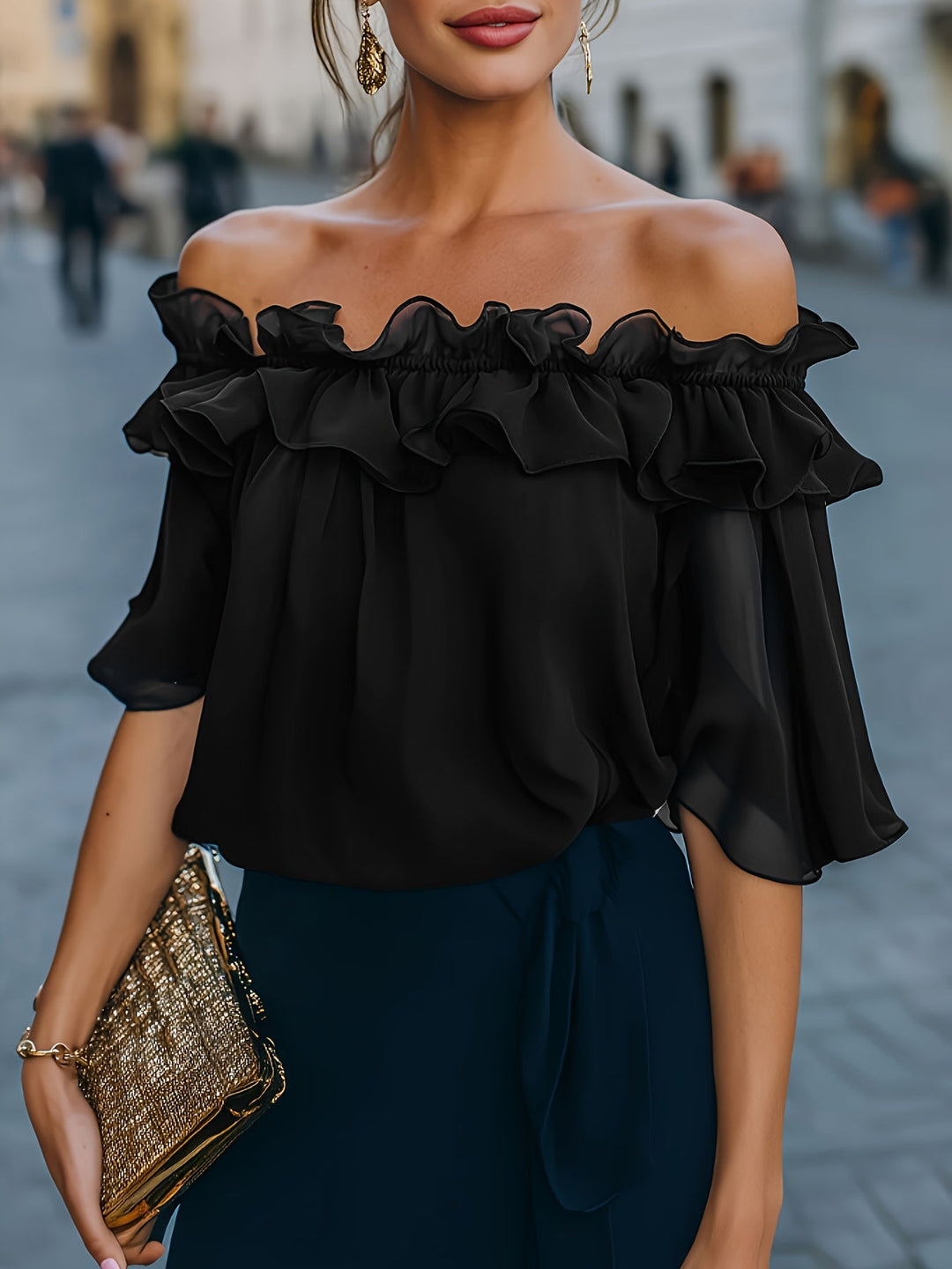 Bruvelle | Elegante Bluse mit schulterfreien Ärmeln und kurzen Ärmeln