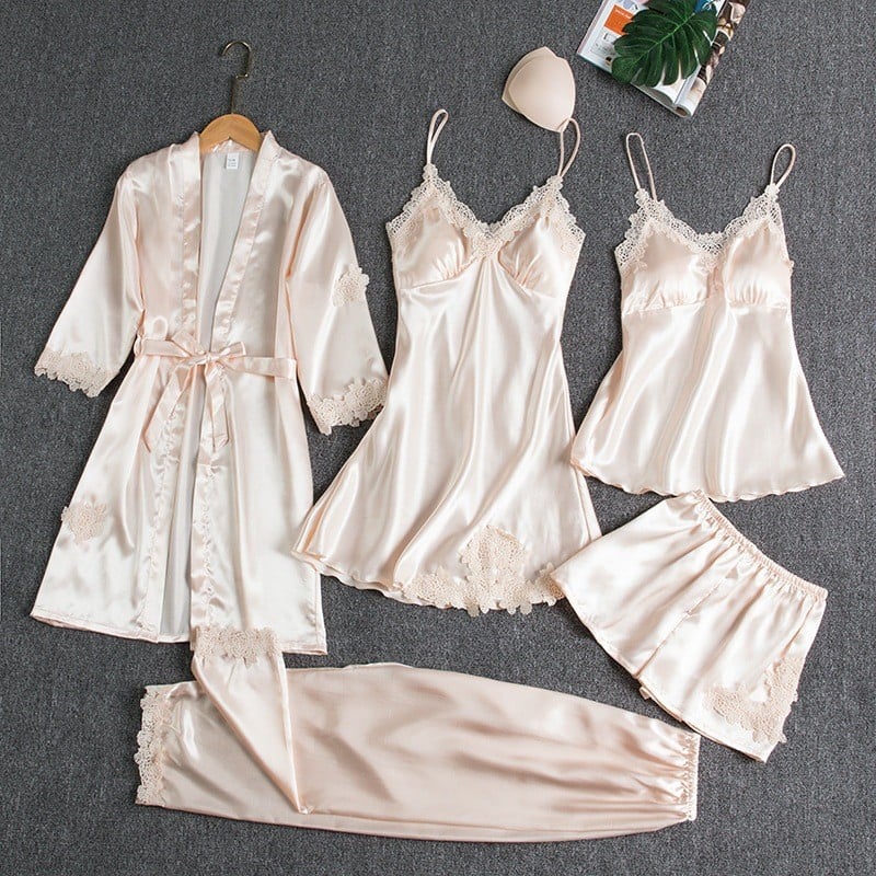 Rosmira | Weiches Satin-Bademantel und Nachtwäsche-Set