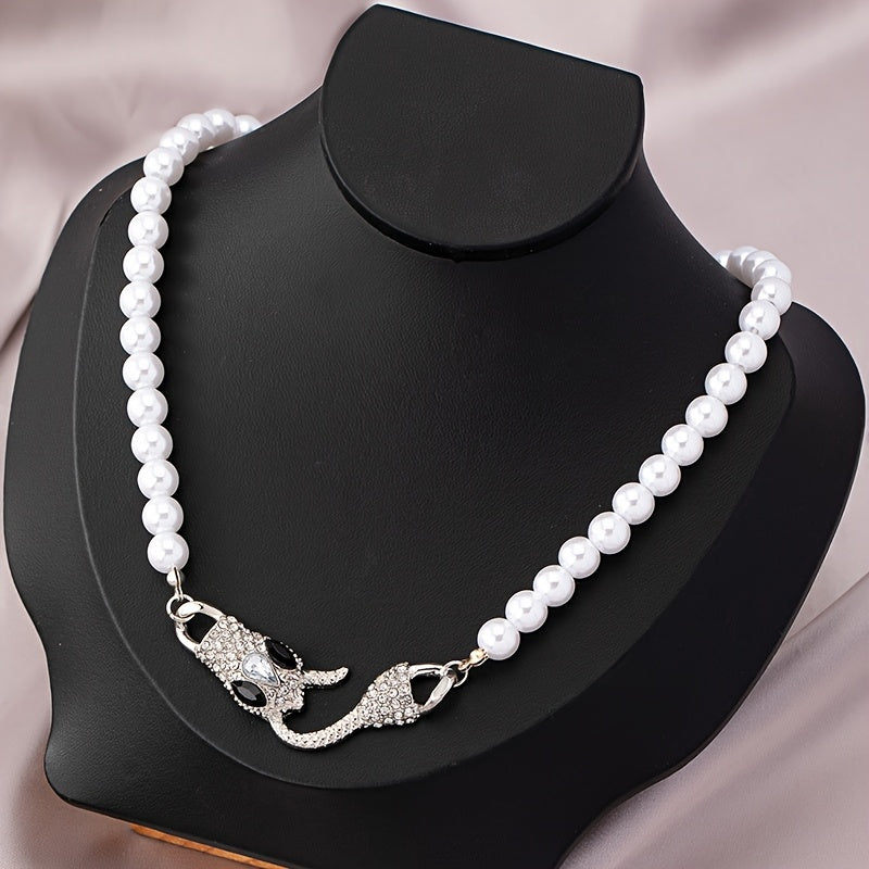 Adriana | Schlangen-Halskette mit exklusivem Design und raffinierter Eleganz