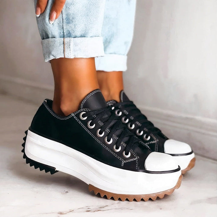 Sharon | Sneakers mit Plateausohle und Schnürsenkeln