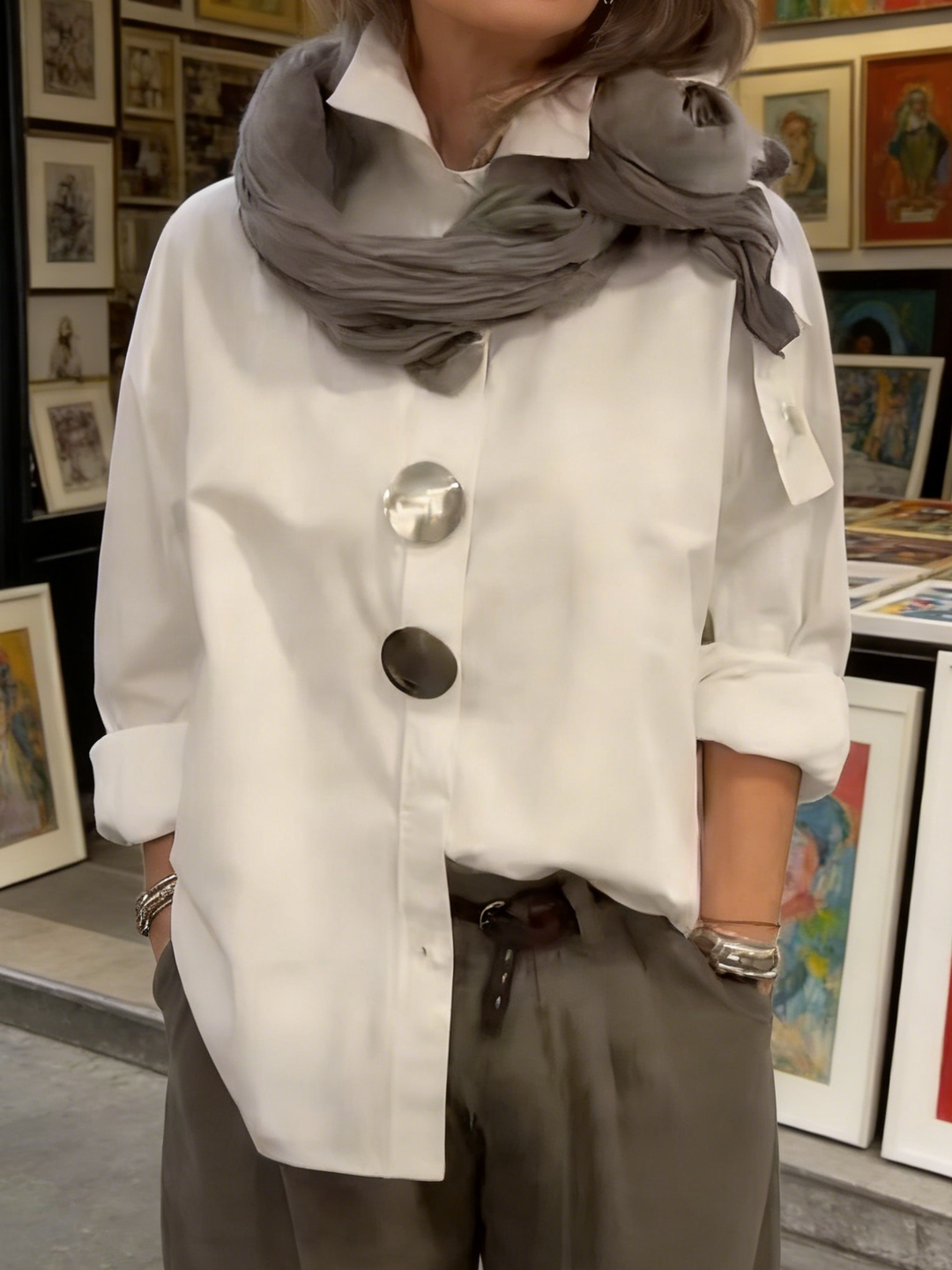 Davinae | Elegante Bluse aus Baumwolle und Leinen mit Kragen und Metallknöpfen