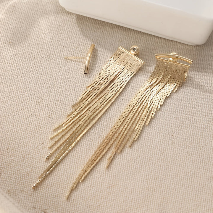 Diana | Goldene Ohrringe mit Quasten und Blätter-Design in Cascade