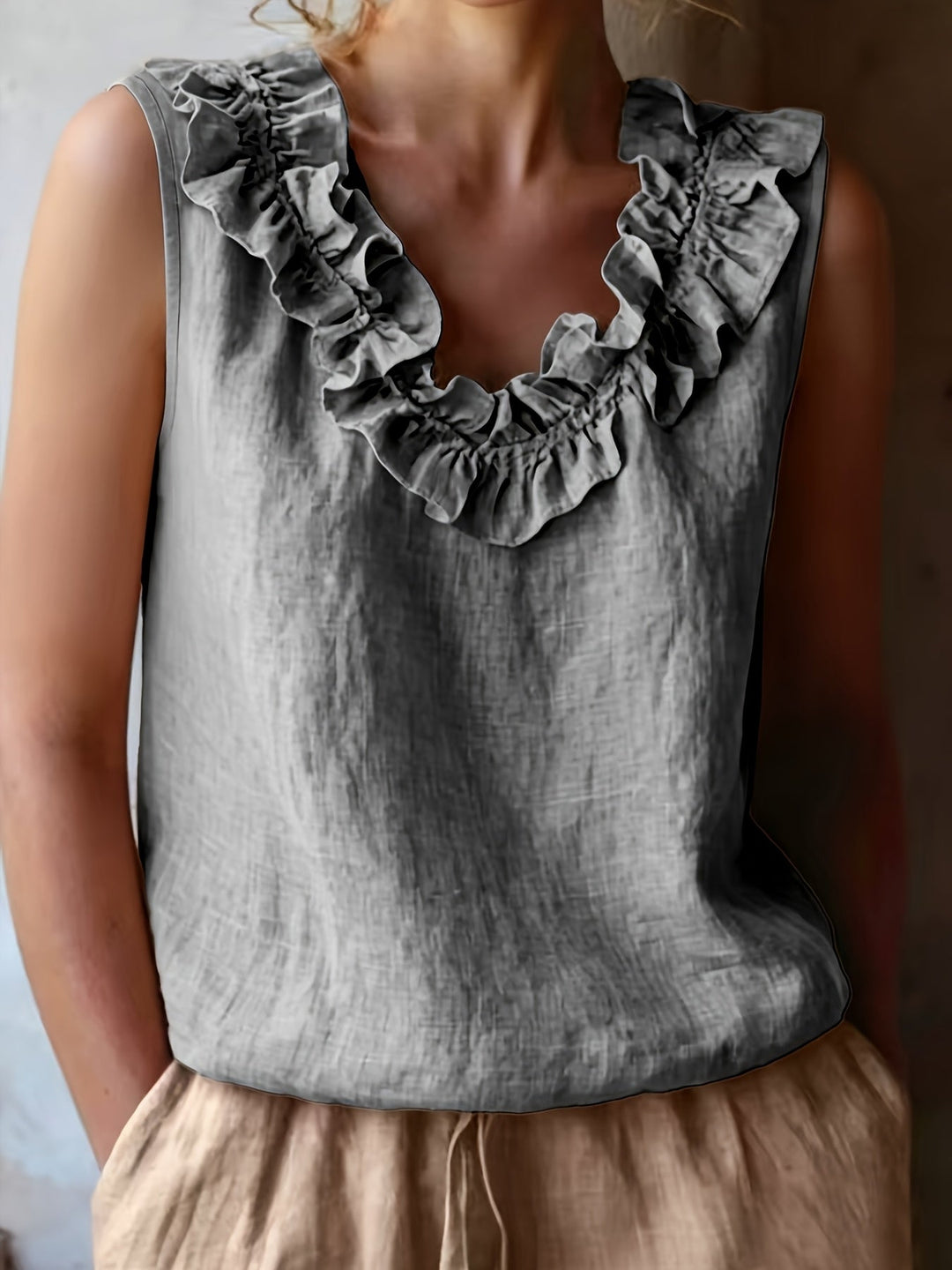 Katherine | Ärmellose Bluse mit Rüschen im lockeren Schnitt für Frühling/Sommer
