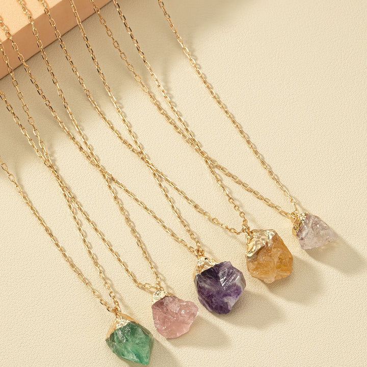 Taria | Minimalistische Halskette mit unregelmäßigem Anhänger aus 14K Gold