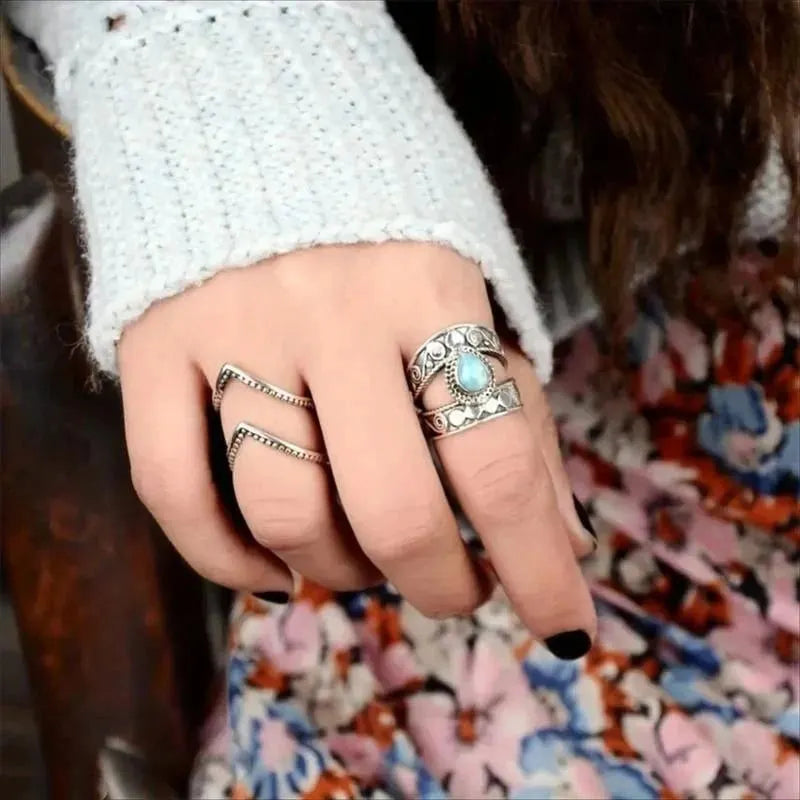 Meliora | Vintage-Ring mit Tropfenstein