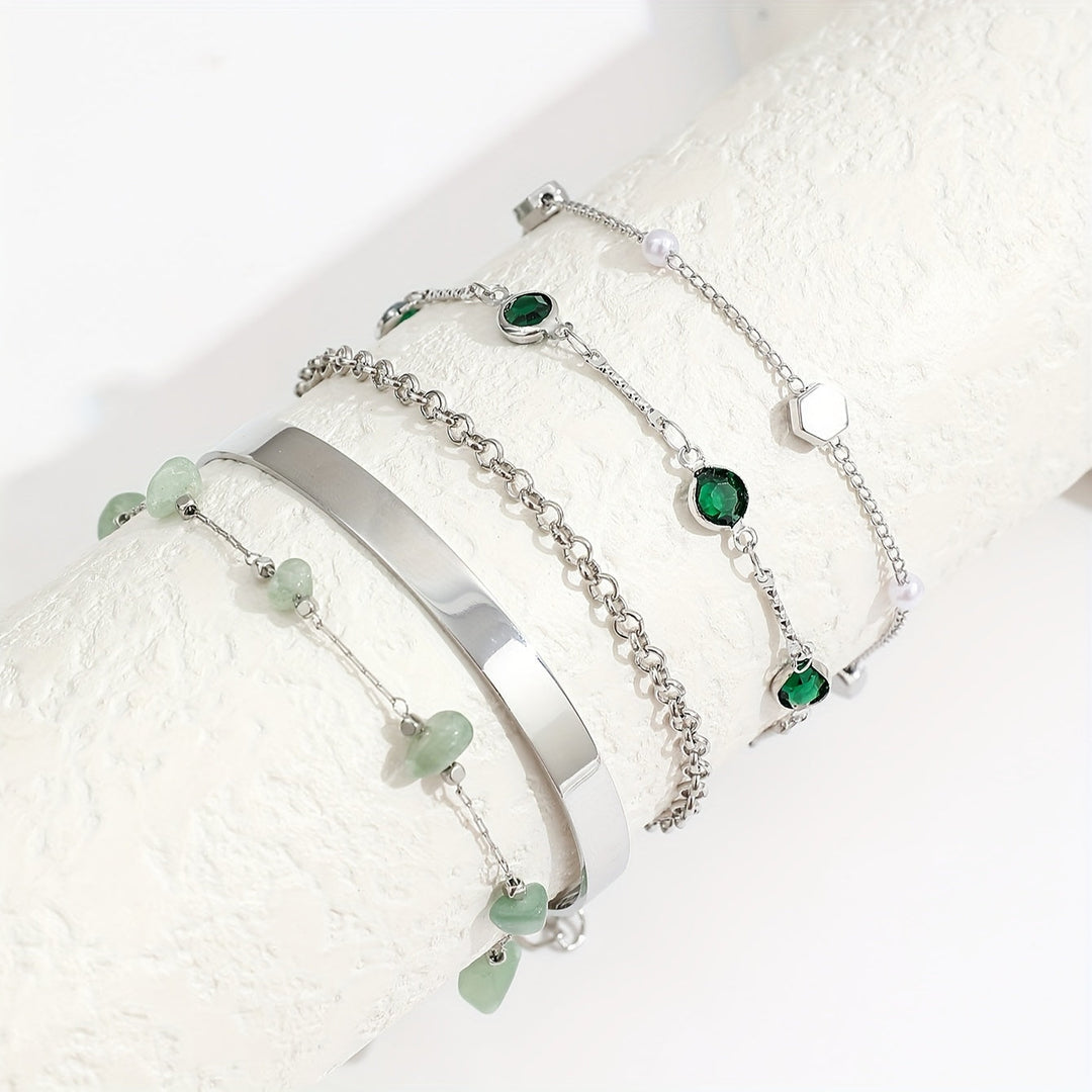 Aethique | Set aus 5 Bohemian-Armbändern mit grünen Steinen und Vintage-Details