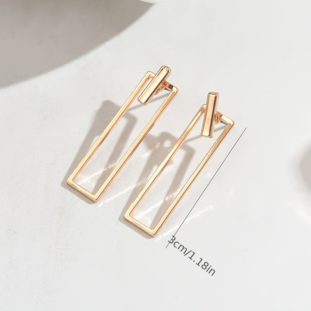 Quinleyra | Lange geometrische Ohrringe mit elegantem Metallic-Finish