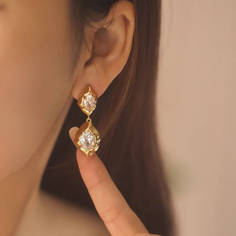 Xola | Ohrringe mit strahlenden Zirkonia und elegantem Design