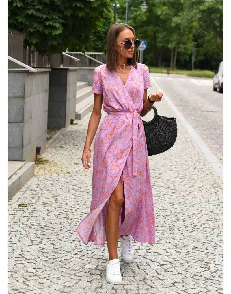 Delia | Elegantes Kleid mit V-Ausschnitt und figurformendem Schnitt