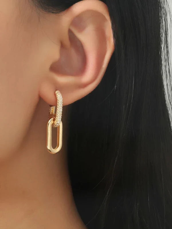 Fallon | Elegante Kettenohrringe mit Zirkonia-Glanz