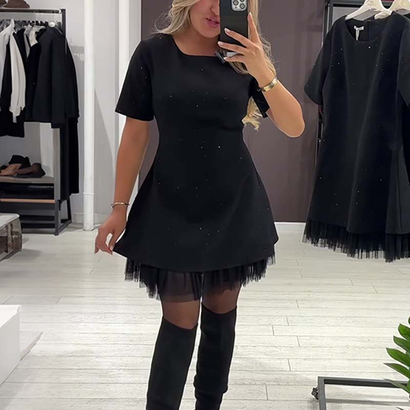 Rovienna | Kurzes Kleid mit Spitze und sophisticated Glanz