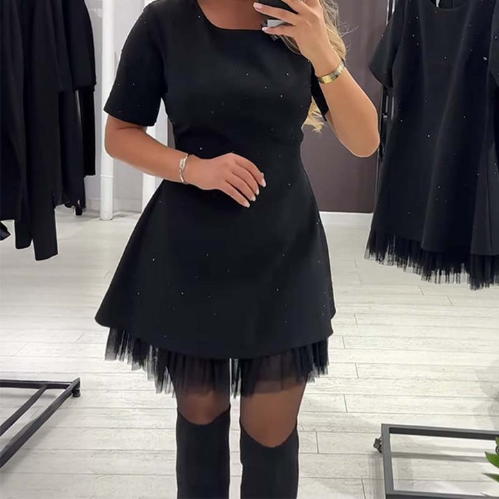 Rovienna | Kurzes Kleid mit Spitze und sophisticated Glanz