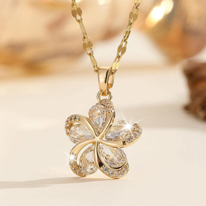 Angelica | Halskette Blume aus Kristallen in Goldton