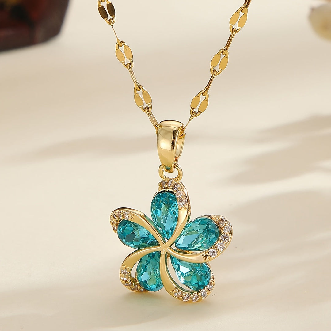 Angelica | Halskette Blume aus Kristallen in Goldton
