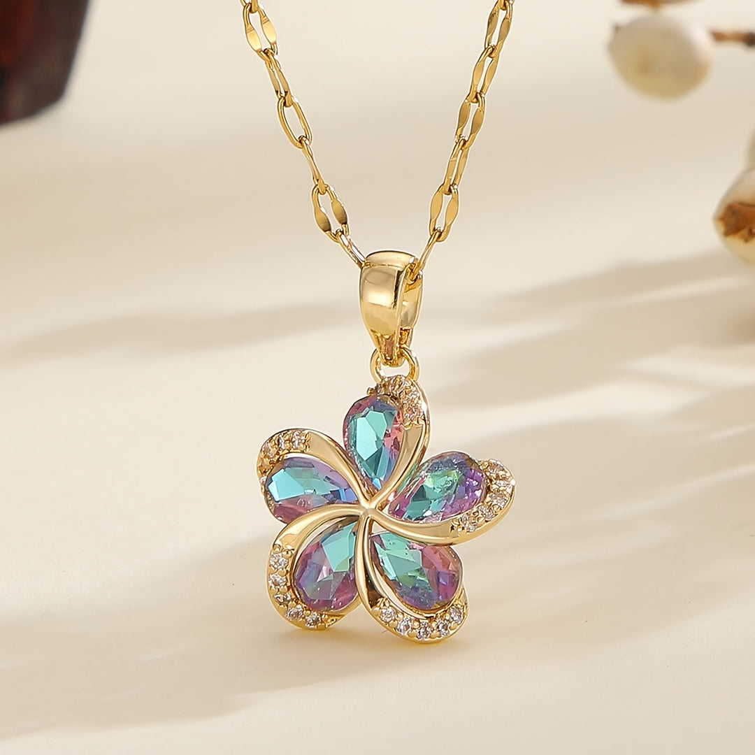 Angelica | Halskette Blume aus Kristallen in Goldton